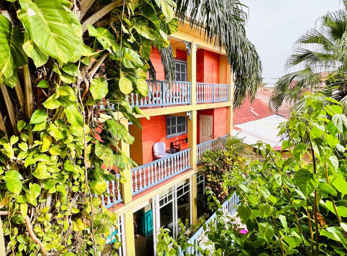 Hotel Casona De La Isla Flores Exteriér fotografie