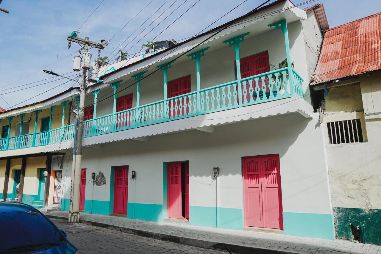 Hotel Casona De La Isla Flores Exteriér fotografie